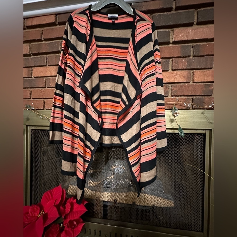#3) NEW multi color cardigan. Excellent condition.